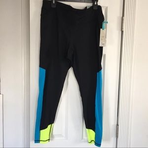 Livi Active Plus Size Leggings